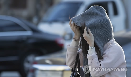 [날씨] 전국 대부분 ‘한파 특보’…서울 영하 4도, 체감온도 더 낮아