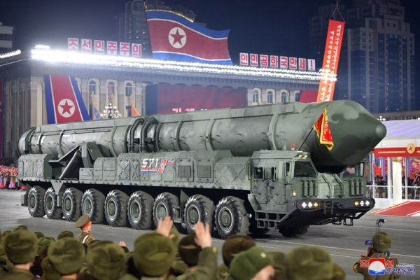 고체 ICBM 추정 신형 미사일