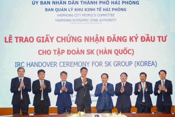 SKC와 에코벤스의 베트남 하이퐁시 투자허가증(IRC) 발급식