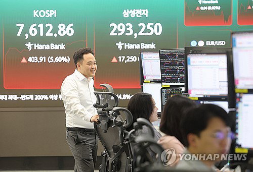 삼성전자 노사 합의가 쏘아 올린 반도체 ETF 폭등... 'TIGER 200IT 레버리지' 24% 급등