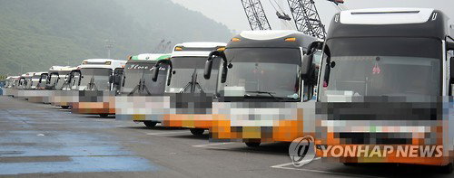 유가 급등에 멈춰선 제주 전세버스... 1858명에 최대 100만원 생계지원금 푼다