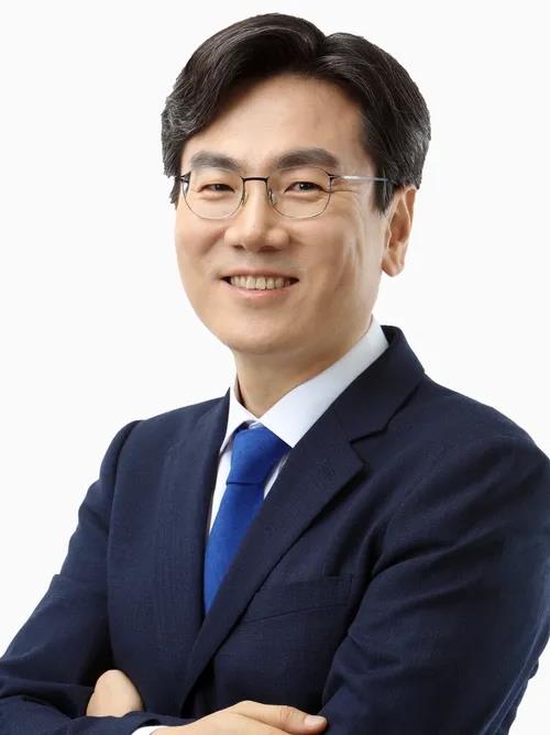 원자력안전재단 수장에 김성진 변호사 선임... 