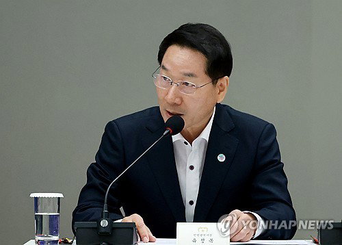 법원, '선거법 위반' 유정복 인천시장 첫 재판 불출석에 