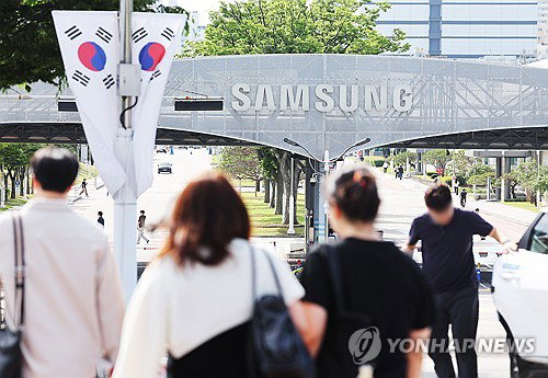 삼성전자 성과급 10배 격차에 노노 갈등 격화... 잠정합의안 투표 첫날 참여율 66% 돌파