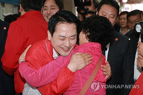 국민의힘 투톱 '상&middot;하행선' 분리 유세 총력... 호남&middot;제주 맞춤형 공약으로 승부수