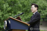 이재명 대통령, 노무현 17주기서 "기득권 혁파·균형발전 완수" 국정 철학 계승 천명