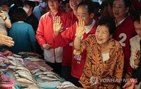 박근혜, 탄핵 9년 만의 광폭 정치 행보... 대구 이어 충청권까지 '보수 결집' 지원 사격