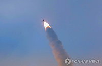 北, 다종 발사체 기습 도발... 80여km 비행하며 한반도 안보 긴장 고조