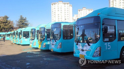 춘천 시내버스 임금협상 결렬로 무기한 총파업 돌입, 비상수송체계 가동으로 교통 대란 막는다
