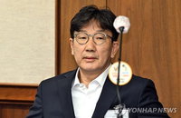 '1억 수수' 권성동 상고심 주심 엄상필 대법관 지정…의원직 상실 갈림길