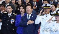 "해양 강국은 국가 생존 전략"... 李 대통령, 해운·항만산업 국가전략사업 육성 선포