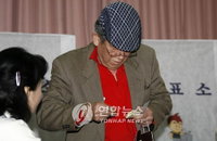 지방선거 외국인 유권자 15만 명 돌파...20년 새 22배 급증에도 투표 참여는 '요원'