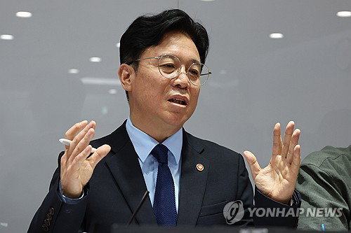 삼성전자 초과이익 분배 쟁점화... 정부 '사회연대임금' 카드로 양극화 해소 나선다