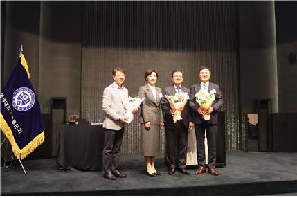 이경률 SCL그룹 회장, 연세대 총동문회장 재선출&hellip; &lsquo;조직 안정&middot;혁신&rsquo; 2029년까지 이끈다