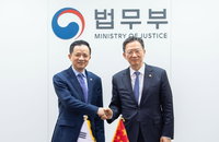 정성호 법무, 주한 중국대사와 이민정책 공조... "우리 국민 비자 애로 해소" 강력 요청