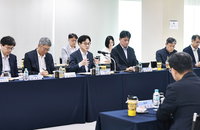 김정관 "수출 9천억달러 전망…세계 5강 진입 기대"