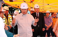 오세훈, 경찰 전담 신변보호 전격 고사… "시민 밀착형 현장 행보" 위해 경호팀 철수