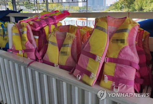 해수부, '인명사고 급증' 여름철 해상 안전 총력전... 선박 350척 점검 및 구명조끼 의무화