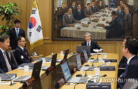 한국은행 "내년 GDP갭 플러스 전환" 공식화... 경기 회복 국면 진입과 통화정책 전환 예고