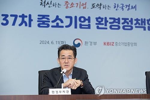 경찰, 임상준 환경공단 이사장 강제수사 착수... 차관 시절 특정업체 향응 수수 의혹
