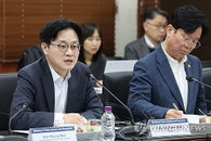 반도체 초과이익 '재투자'냐 '재분배'냐... 산업·노동 장관 정책 노선 정면충돌