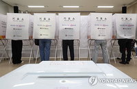 제9회 지방선거 사전투표 첫날 오후 5시 전국 투표율 10.39% 기록