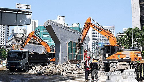 서소문 고가 붕괴가 남긴 경고&hellip; 서울시 984개 시설물 전수조사와 법적 책임 규명 착수