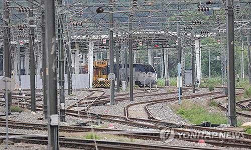 '4일 만의 혈맥 재개' KTX 서소문 구간 철거 완료 및 전 노선 정상 운행 돌입