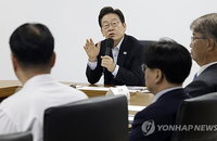 이재명 정부 1년, '산재와의 전쟁'으로 사망자 역대 최저치 기록…연금·교육 개혁은 공전 거듭