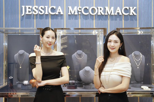 신세계, 아시아 최초 '제시카 맥코맥' 유치... 1분기 주얼리 매출 55.6% 급증에 승부수