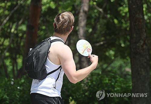 전북 전역 낮 최고 32도 초여름 무더위 지속... 전주기상지청 온열질환 등 건강관리 주의보