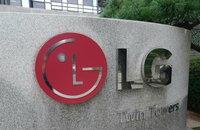 젠슨 황 방한 소식에 LG전자 상한가 직행…'피지컬 AI' 동맹 기대감에 그룹주 동반 폭등