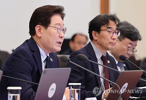 이재명 대통령, 아프리카 20개국 장관급 인사 접견&hellip;공급망 위기 타개 위한 자원&middot;경제 혈맹 구축