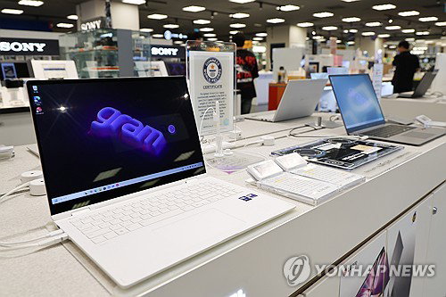 삼성전자 D램 시장 지배력 강화, 점유율 38.5%로 격차 확대... 2분기 가격 최대 63% 폭등 예고