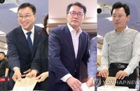 제주 운명의 날 D-1, 48명 새 일꾼 선출 앞두고 후보들 빗속 총력 유세 사투