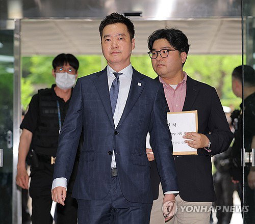 'AI 음성 조작' 김세의 구속 유지…김수현 명예훼손 혐의 심화