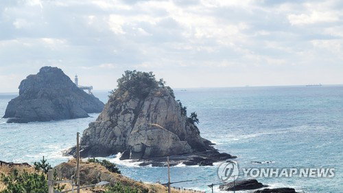 지방선거일 부산&middot;경남 최대 31도 초여름 무더위&hellip;경남 내륙 소나기 및 해안가 너울 주의