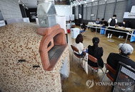 제9회 지방선거 오전 투표율 15.0% 기록, 2022년 대비 3%포인트 상승하며 투표 열기 고조