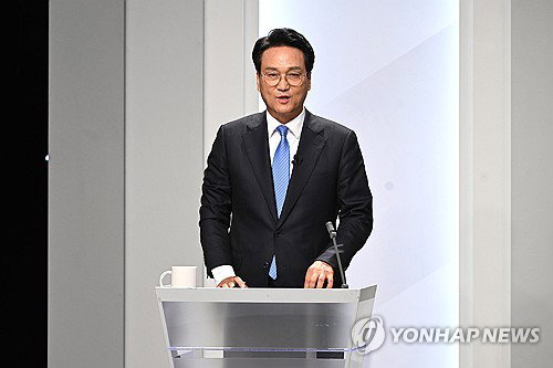 경기도교육감 출구조사 안민석 58.2% 압승 예고, 임태희와 16.4%p 격차