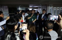 서울 14개 투표소 '용지 고갈' 초유의 사태… 선관위, 4일 자정 긴급회의 소집