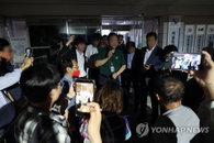 서울 14개 투표소 '용지 고갈' 초유의 사태… 선관위, 4일 자정 긴급회의 소집