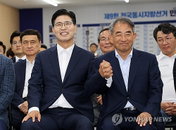 더불어민주당 이원택, 전북특별자치도지사 당선 유력... 개표율 37%서 52% 득표로 김관영 압도