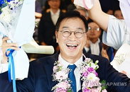 위성곤 제주지사 당선, '현장 밀착형 민생 행정'과 '제2공항 갈등 종식' 정면 돌파 선언
