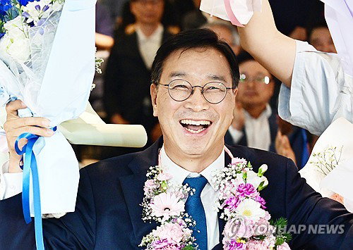 위성곤 제주지사 당선, '현장 밀착형 민생 행정'과 '제2공항 갈등 종식' 정면 돌파 선언