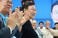 서울교육감 정근식 재선 사실상 확정…진보 진영 12년 독주 체제 굳혔다