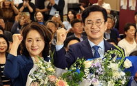 4년 만의 리턴매치 설욕 성공... 허태정, 62.09% 압도적 득표로 대전시장 탈환 확실시