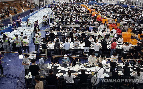 6&middot;3 지선 기초단체장 '권력 재편'&hellip;민주당 139곳 석권하며 수도권&middot;호남서 압승