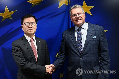 EU 철강 장벽에 1위 수출시장 비상, 정부 수입쿼터 확보 위해 브뤼셀 급파
