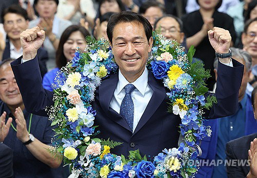 51.51% 득표 우상호 강원지사 당선 확정, 민주당 4년 만에 도정 탈환 성공