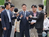 AI 음성 조작으로 고인까지 모독… '김수현 명예훼손' 가세연 김세의 검찰 송치